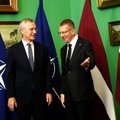 Rygoje besilankantis Stoltenbergas užtikrina: NATO gins kiekvieną sąjungininkę