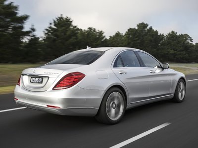 "Mercedes-Benz S350 Blue Hybrid"