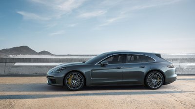 Prasidėjo "Porsche Panamera Sport Turismo" daugelio vadinamas pirmuoju šios markės universalu