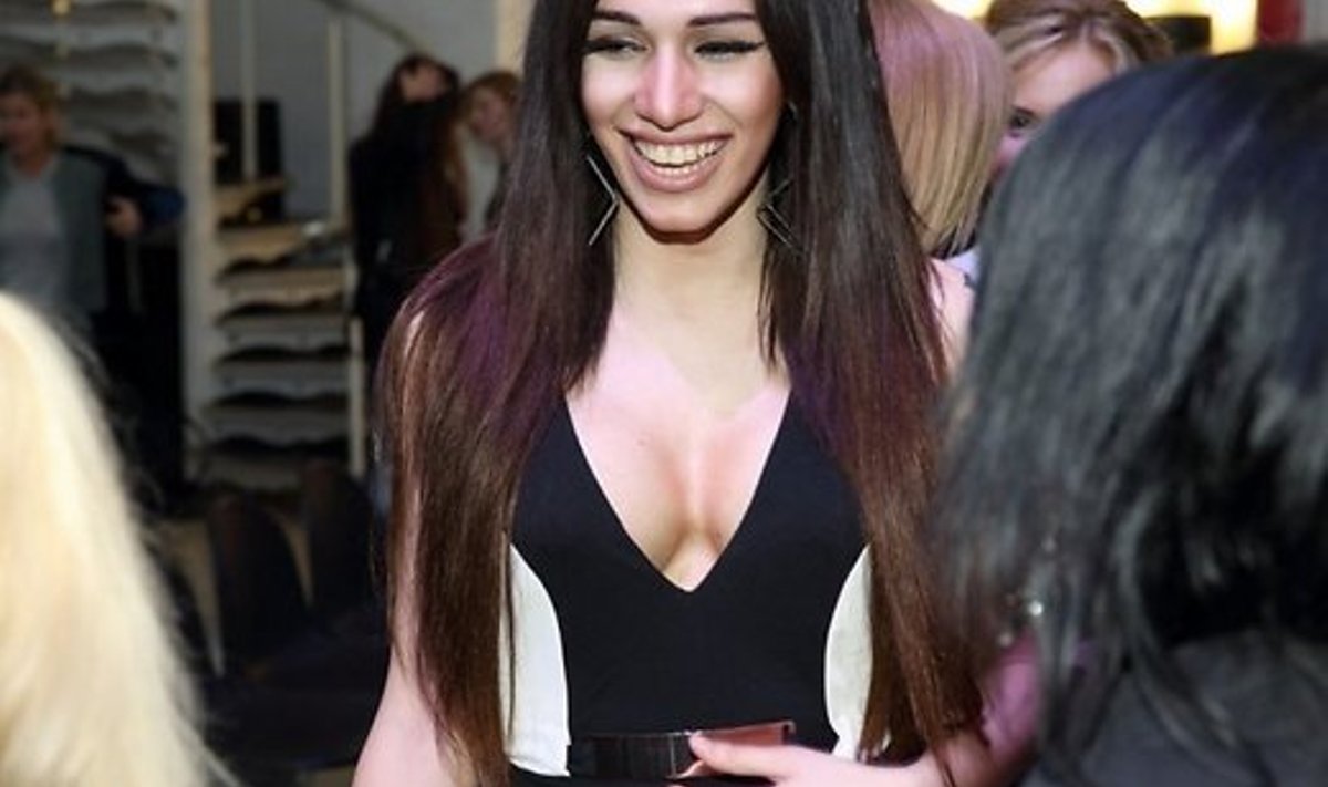 Йогурт минет видео Орысша балағат сөздермен топтық секс