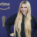 Avril Lavigne žada paneigti sklandžiusius gandus apie jos mirtį ir antrininkę: pasirodys festivalyje