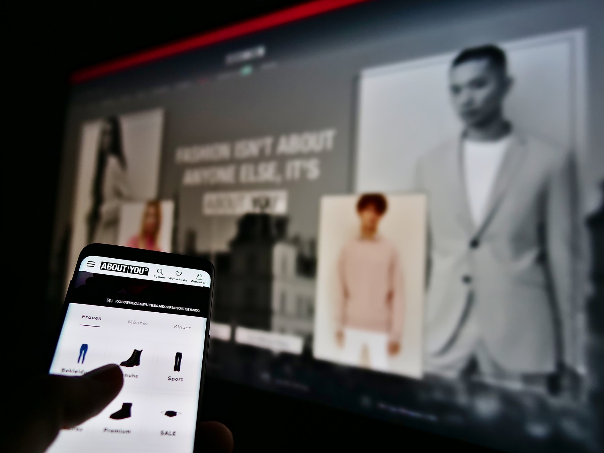 "About You" Warns Customers of Potential Data Leak