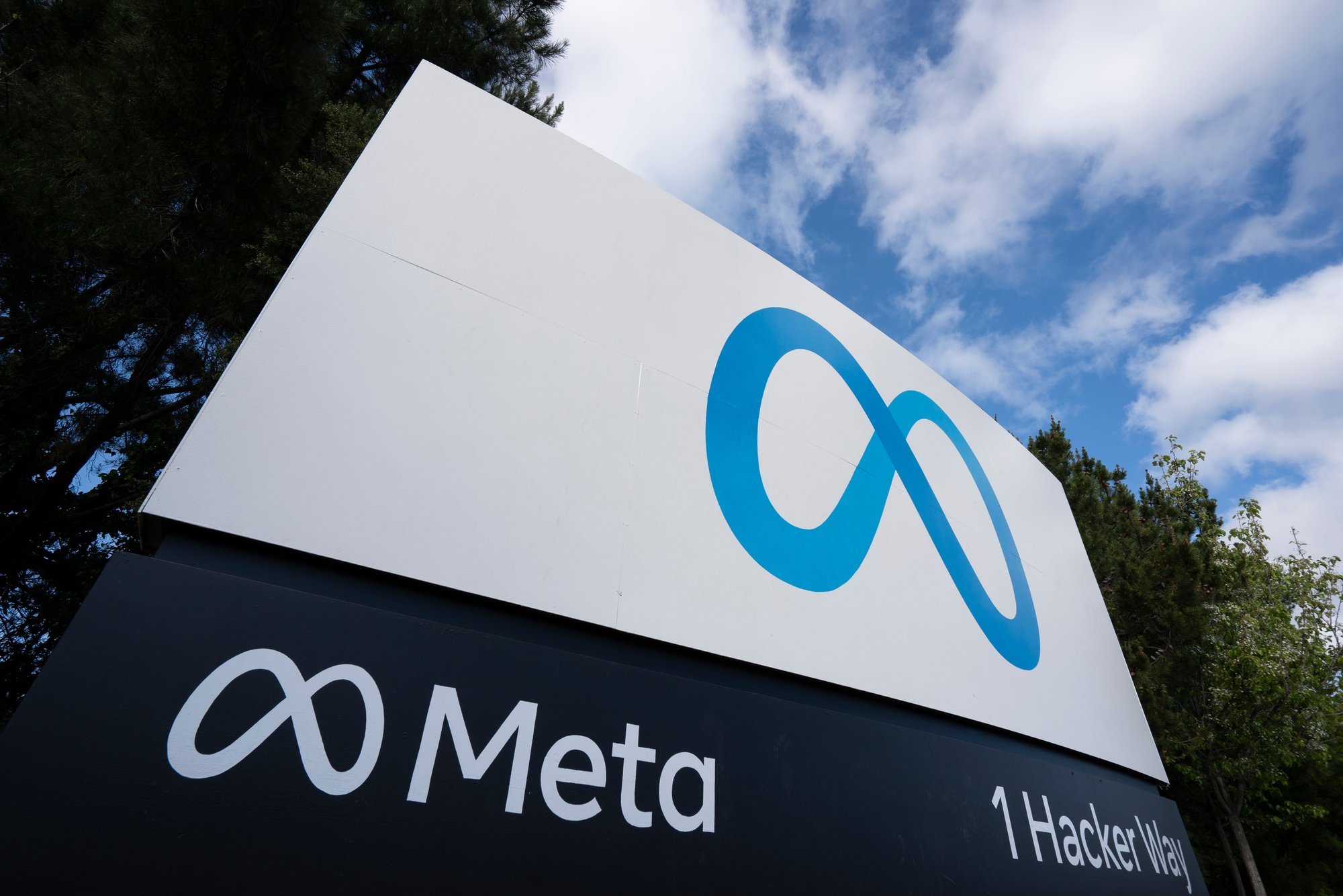 Hackers exploit Meta's AI to seize valuable Instagram accounts