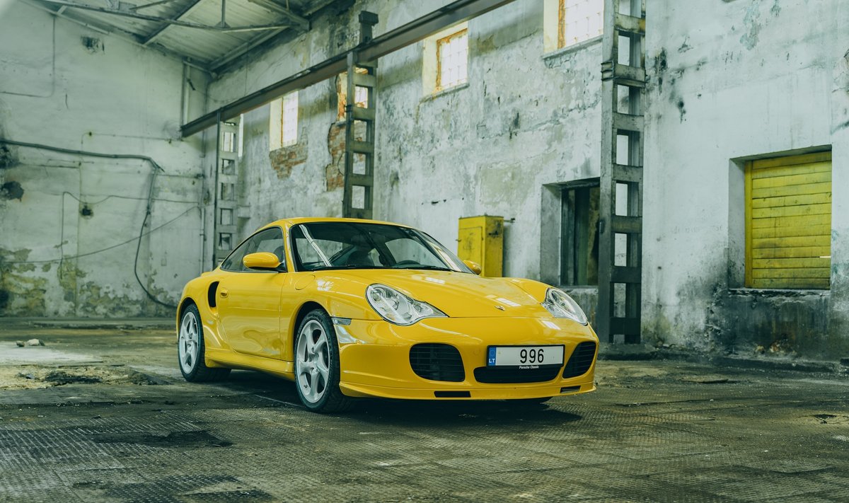 Porsche 996