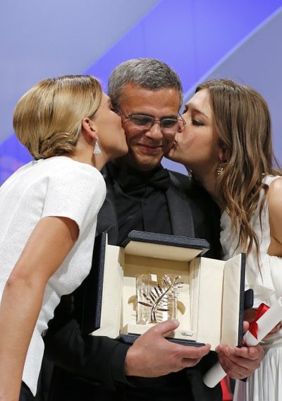 Režisierius Abdellatif Kechiche ir aktorės Lea Seydoux ir Adele Exarchopoulos