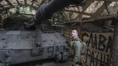 Karo ekspertai: rusai ėmė pasakoti apie ukrainiečių tanką 