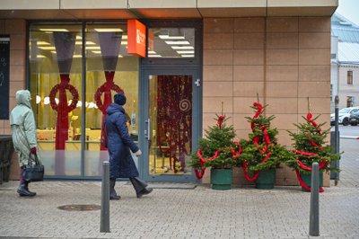 Panevėžys nebeatsilieka nuo sostinės – papuošti vitriną tampa kone garbės reikalu