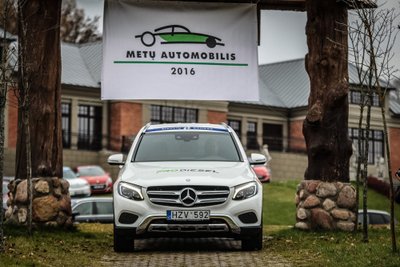 "Mercedes-Benz GLC"