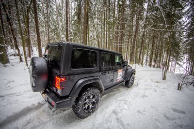 Rubikonas perimetre, arba naujų kelių paieškos su „Jeep Wrangler“