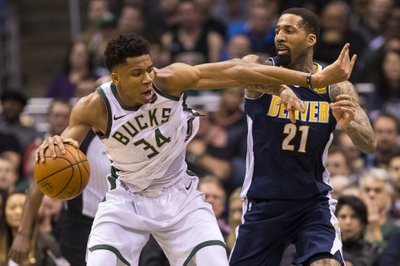 Giannis Antetokounmpo ir Wilsonas Chandleris