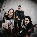 Įdomūs faktai apie į Lietuvą grįžtančius suomius „Apocalyptica“: nuo meilės grupei „Metallica“ iki įspūdingų draugysčių