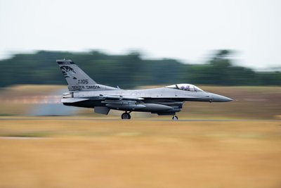 Naikintuvai F-16