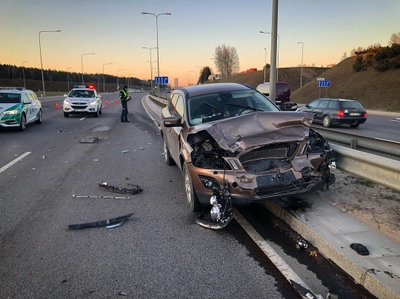 Sunkus eismo įvykis Vilniaus Vakariniame aplinkkelyje