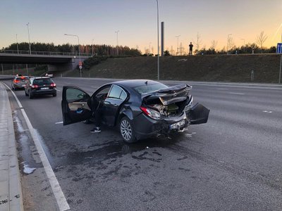 Sunkus eismo įvykis Vilniaus Vakariniame aplinkkelyje