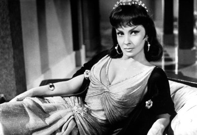 Gina Lollobrigida