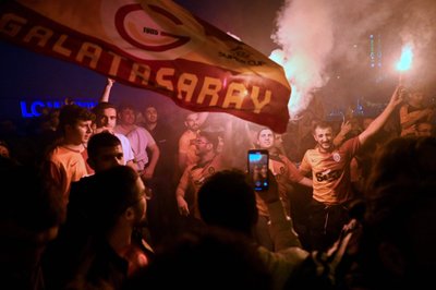 "Galatasaray" sirgaliai švenčia čempionų titulą