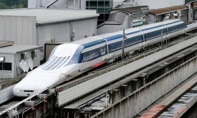 Eksperimentinis traukinys "Maglev"