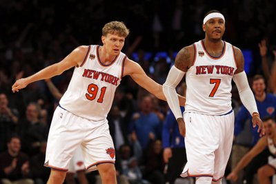 Mindaugas Kuzminskas ir Carmelo Anthony