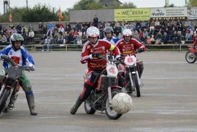 Motociklininkų laukia per pusšimtį motosporto renginių