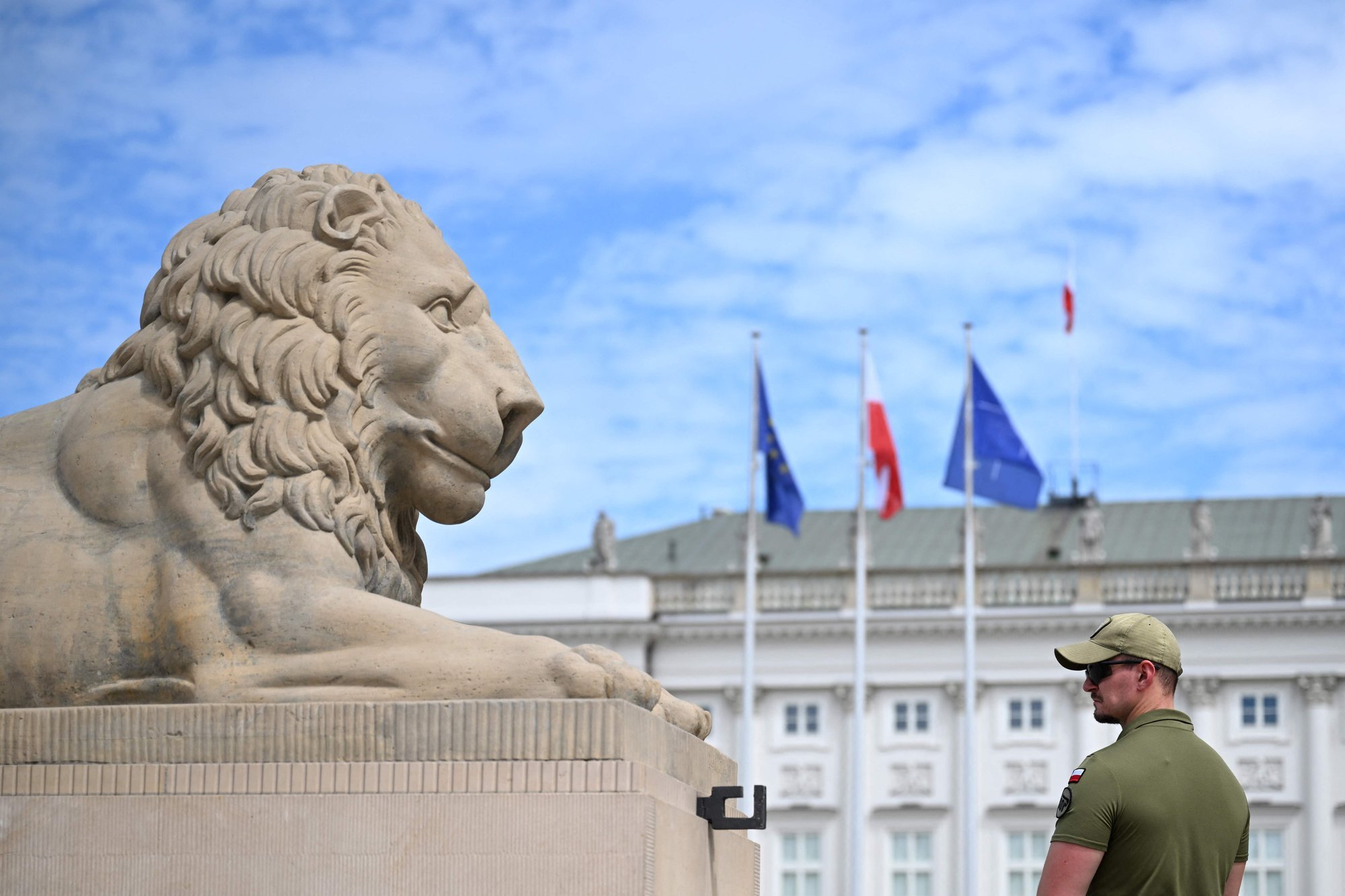 Warsaw Landmarks Vandalized on Google Maps; Russia Links Feared