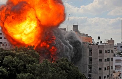 Izraelyje nesiliauja smurtas tarp kariuomenės ir palestiniečių pajėgų