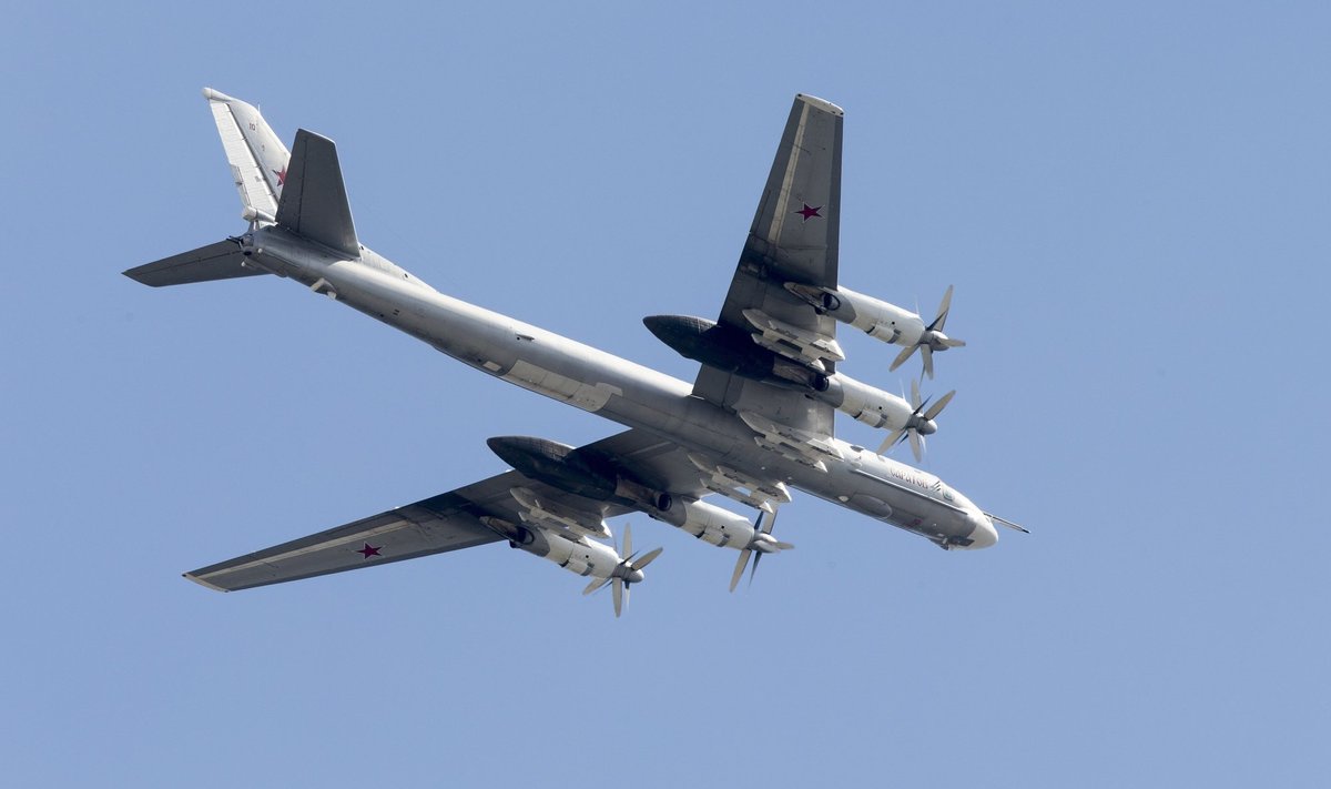 TU-95 