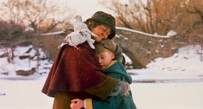 Brenda Fricker ir Macaulay Culkinas