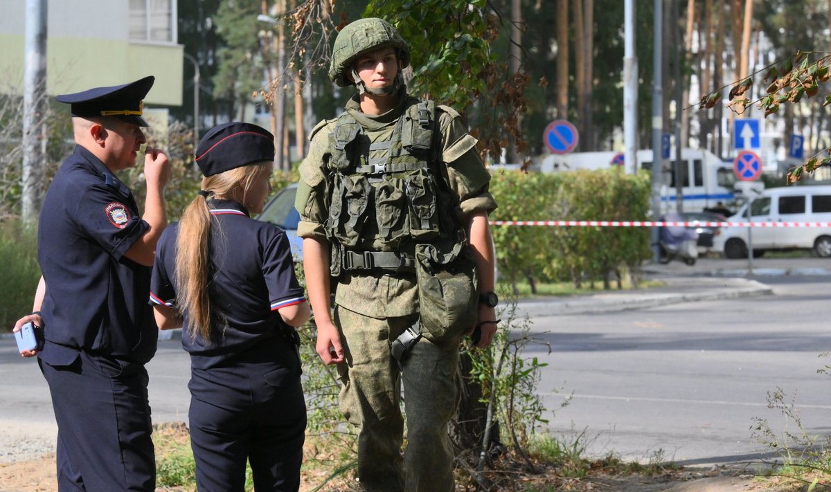 Ukrainos gynybos pajėgos turės pasitraukti iš Kursko srities dėl nuolatinio Rusijos pajėgų telkimo