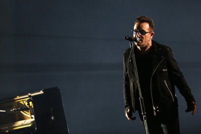 U2