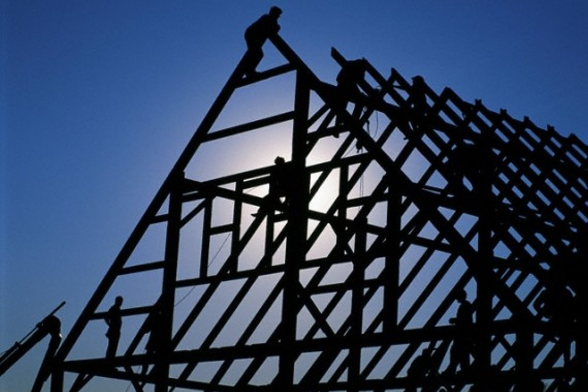 Numatytos baudos už įvairius savavališkų statybų pažeidimus - Delfi verslas