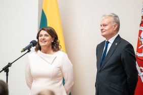 URM siūlo, kad prezidento sutuoktinis būtų aptarnaujamas kaip labai svarbus asmuo