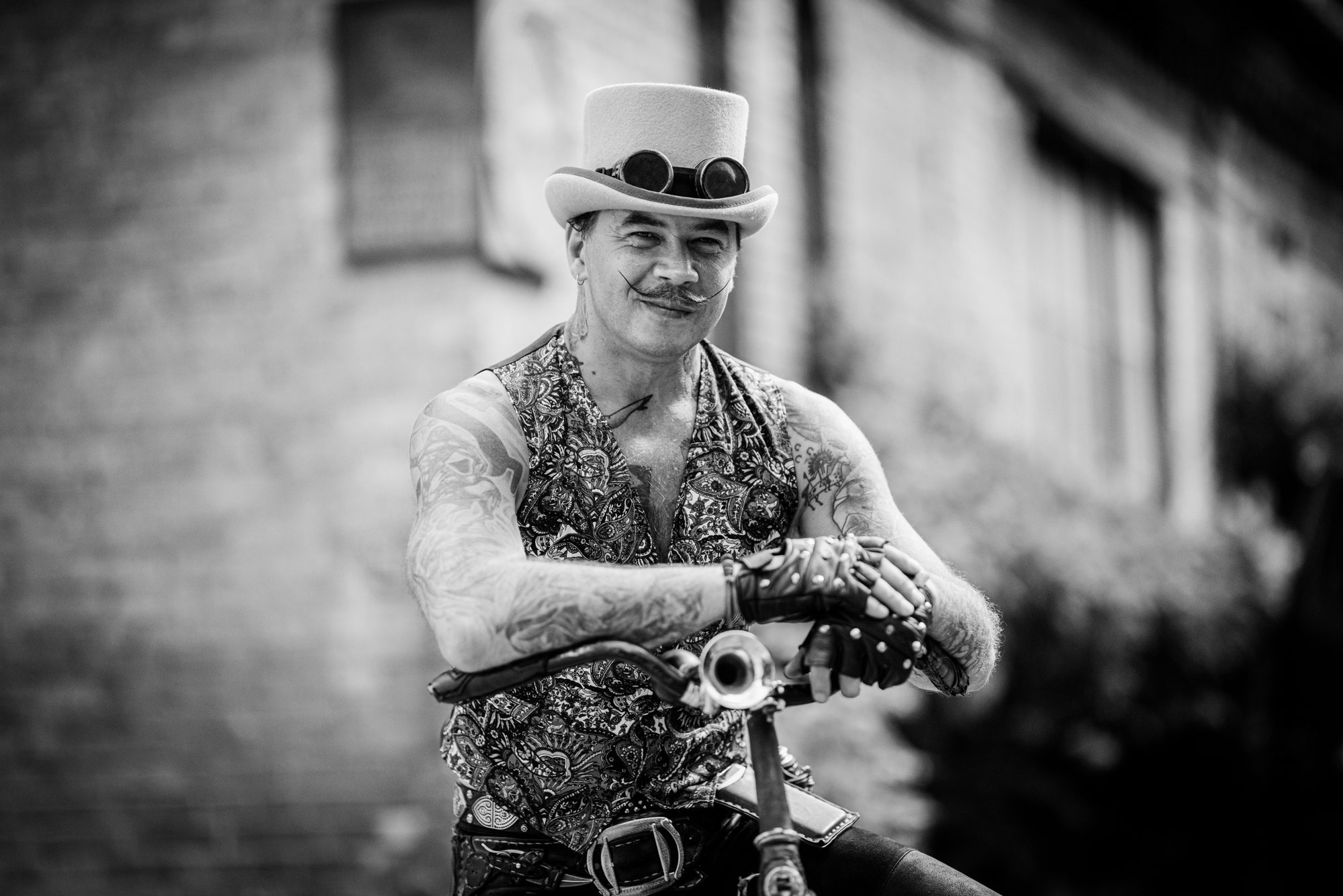 Vilnius Mourns Unexpected Death of Donatas Dubauskas, Bar Owner and Bicycle Artisan