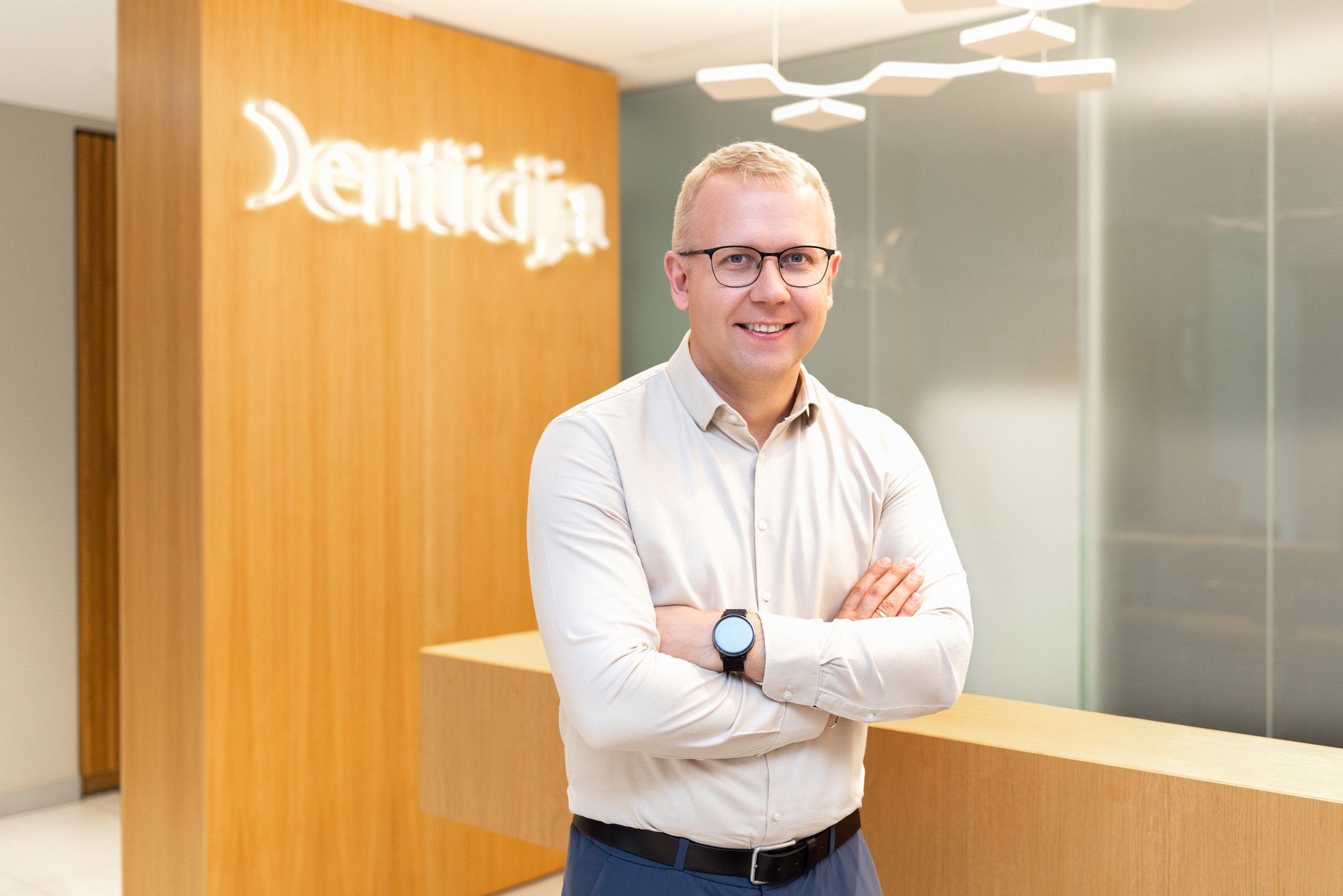 Dental clinic "Denticija" offers 5-year warranty on restored teeth