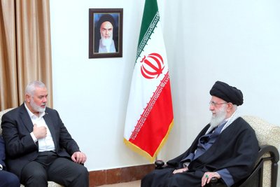 Ismailas Haniyeh ir Ali Khamenei