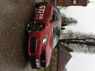 "Peugeot 308 GTi"