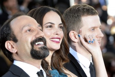 Irano režisierius Asghar Farhadi, aktorė Berenice Bejo ir prodiuseris Axandre Maillet-Guy 