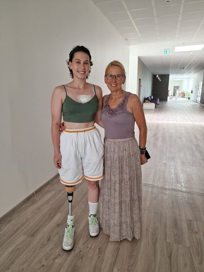 Kozga korinadigan taytlar, külotlar va sutyenlardagi ayollarning fotosuratlari super