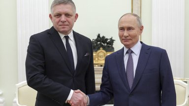 Karas Ukrainoje. Putinas Kremliuje susitiko su Slovakijos premjeru Fico 