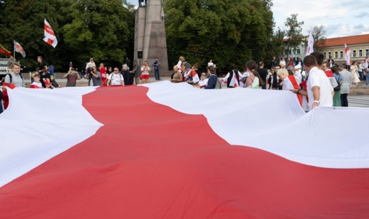 Vilniuje vyksta trečiųjų rugpjūčio protestų metinių Baltarusijoje minėjimo renginys