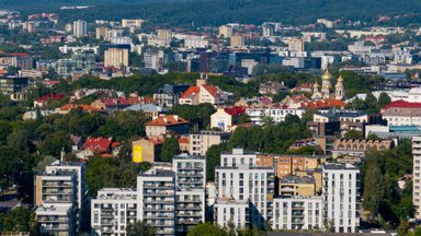 Populiariausias „Euribor“ peržengė simbolinę ribą – dėliojama, kada kris dar smarkiau