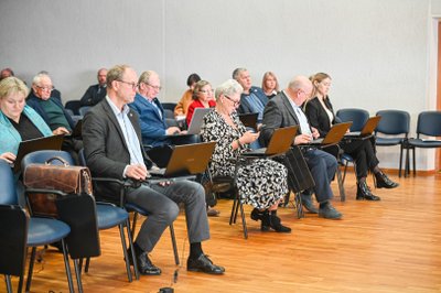 Sužinojęs, kad bus svarstomas Etikos komisijos, Petras Nevulis suskubo tam užbėgti už akių ir atsiprašyti rajono Tarybos posėdyje.