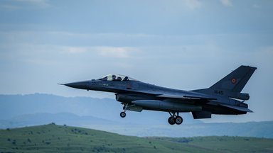 Румыния подняла F-16 для перехвата воздушных целей