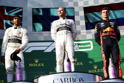 Lewisas Hamiltonas, Valtteri Bottas ir Maxas Verstappenas