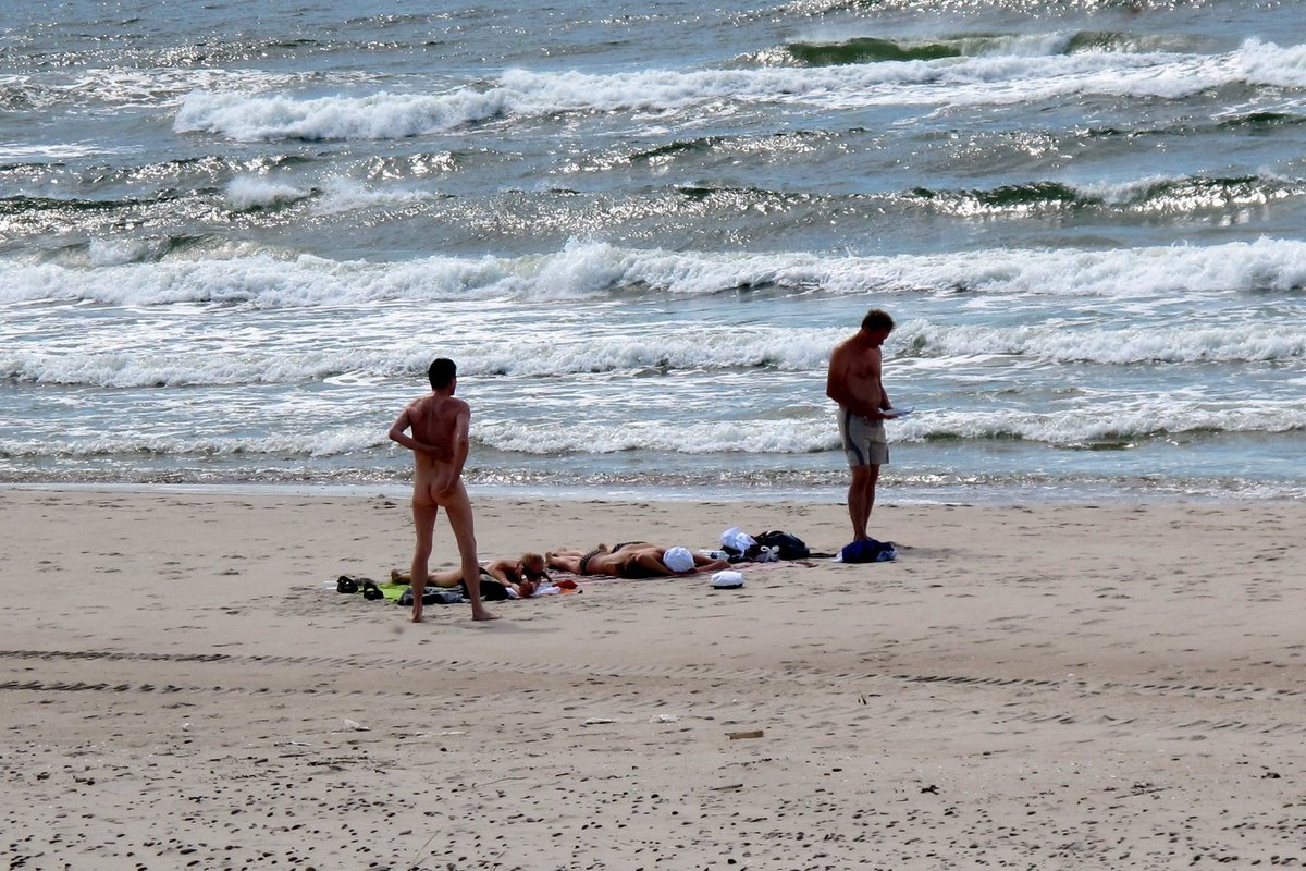 семья нудисты(