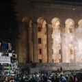 Sakartvelo sostinėje vėl mitinguoja tūkstančiai žmonių