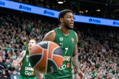 Izraelio spauda niršta: „Hapoel“ duobė gilėja, kalbama apie braškančią ...