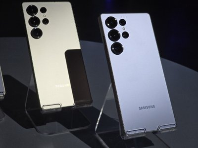 „Samsung“ pristatė naujuosius išmaniųjų telefonų flagmanus „Galaxy S25“