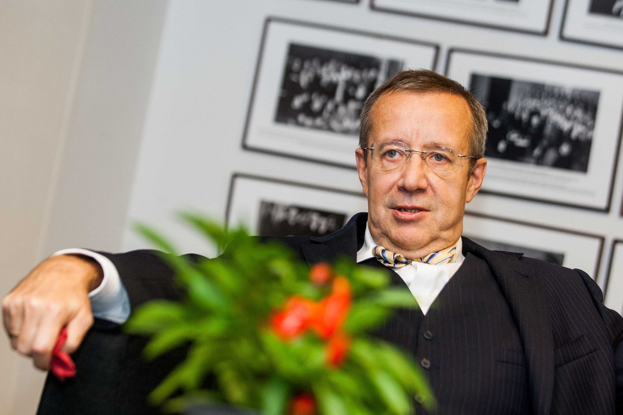 Former Estonian president shares his insights why US is behind in digital breakthrough