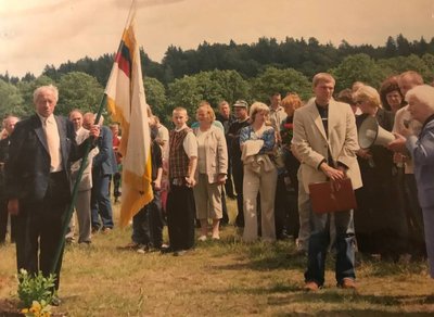 Renginys „Lenkiam galvas prieš mūsų krašto šviesuolius“ Alksniakiemyje 2009 m. vasarą, kurį man teko vesti. Jame pagerbtas ir J. Marcinkevičius