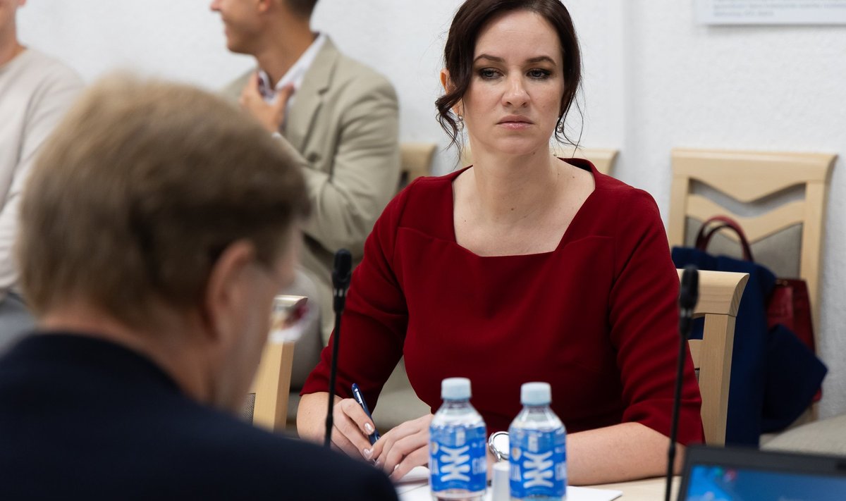 Henrika Rugine Seimui sprendžiant dėl Ruginienės, iš konservatorių – ypatingas pažadas ...